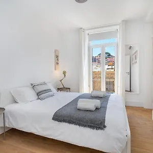 Apartment Modern By Soulplaces, Lisbon